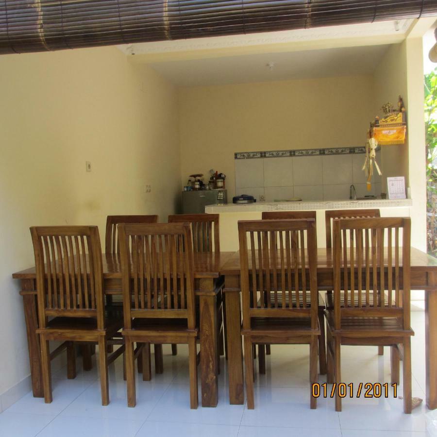 Pondok Aldi Hostel Amed Extérieur photo