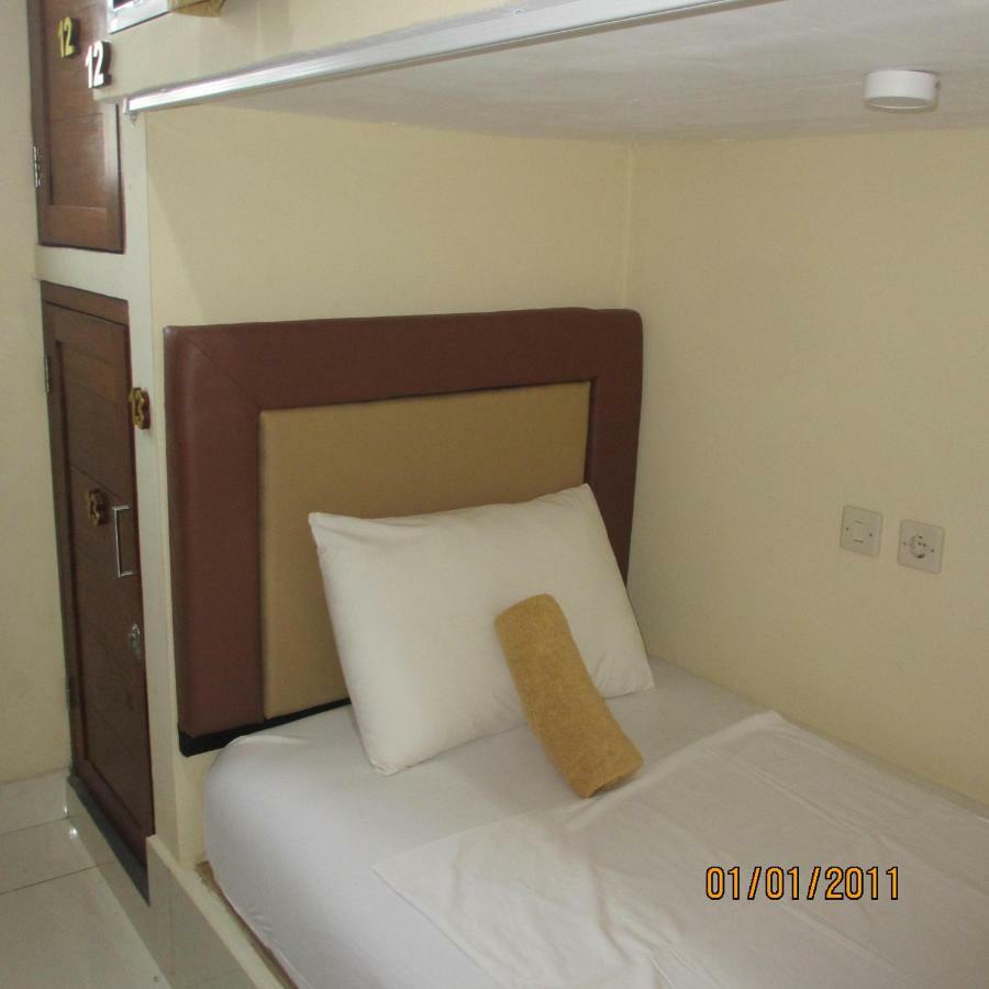 Pondok Aldi Hostel Amed Extérieur photo