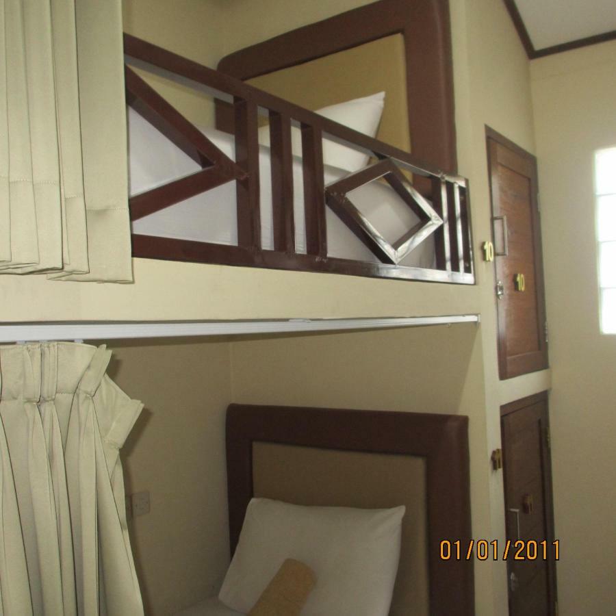 Pondok Aldi Hostel Amed Extérieur photo