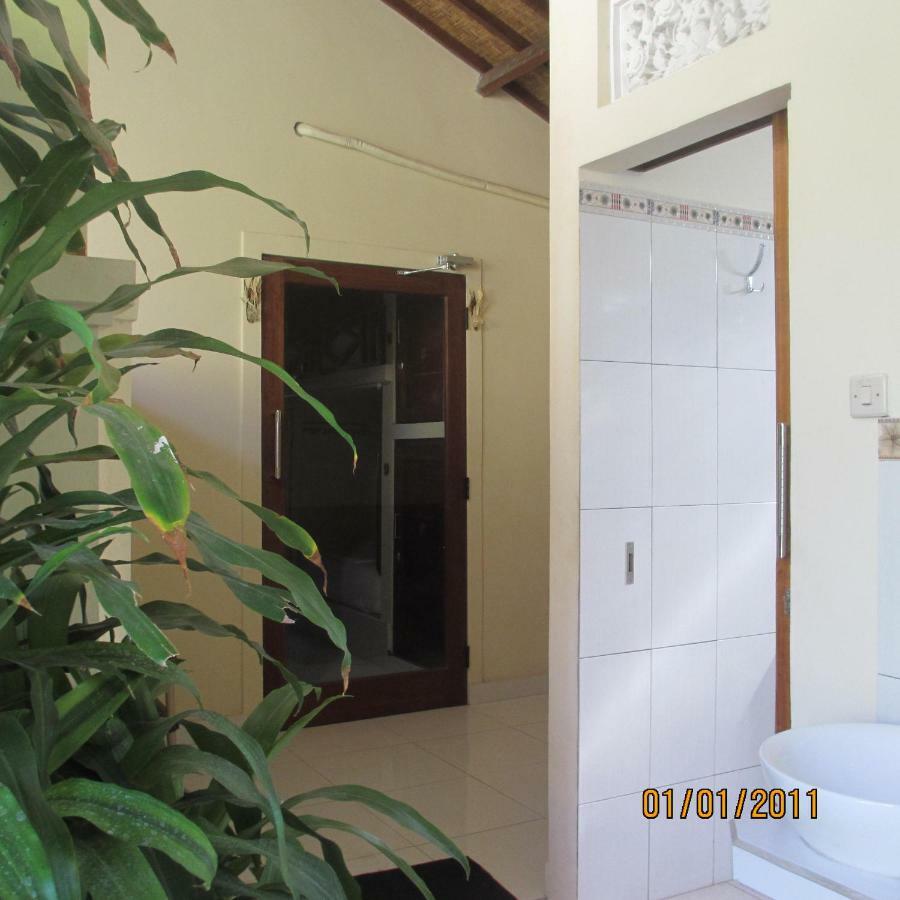 Pondok Aldi Hostel Amed Extérieur photo